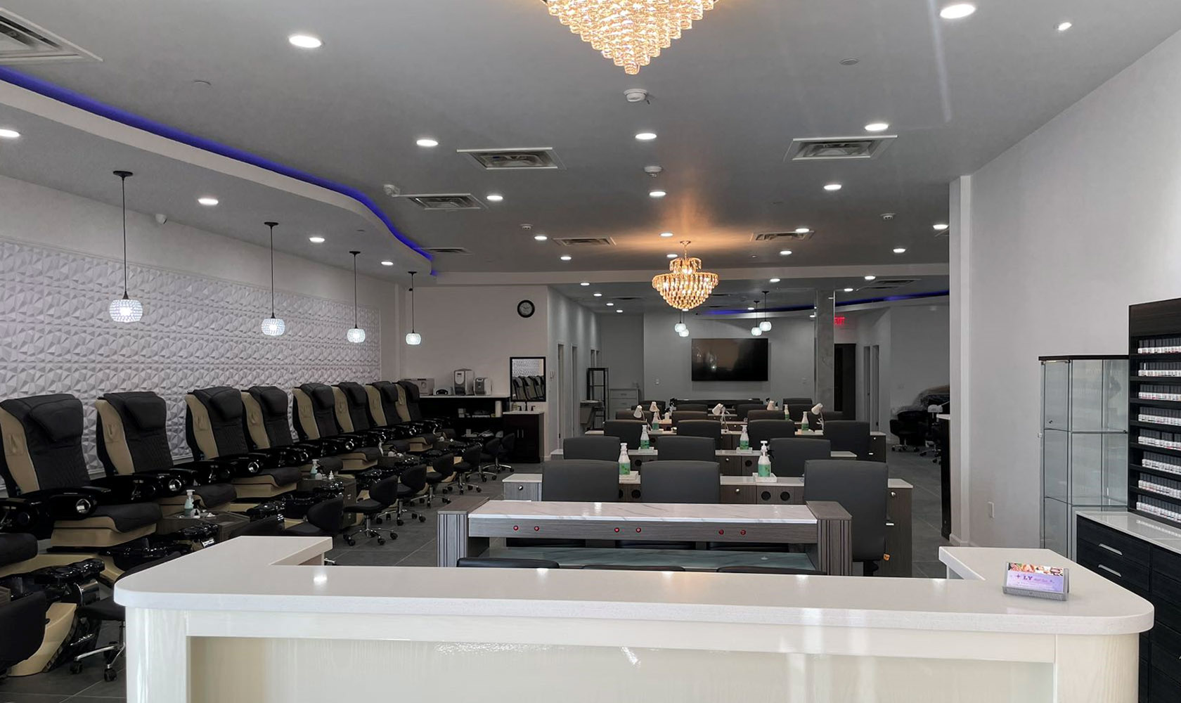 122 nail spa gallery image